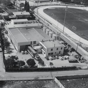 Huilerie en 1986, à l'emplacement actuel du moulin et du magasin